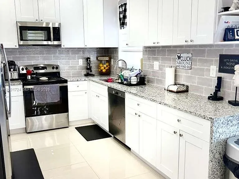 677 NW 170th Ter #677 — Photo 1