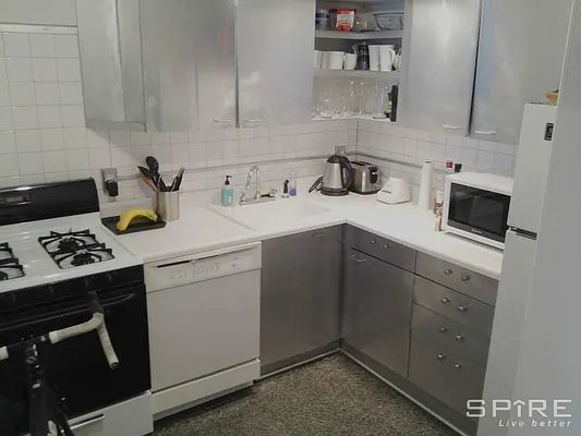 Rented by Spire Group | media 18