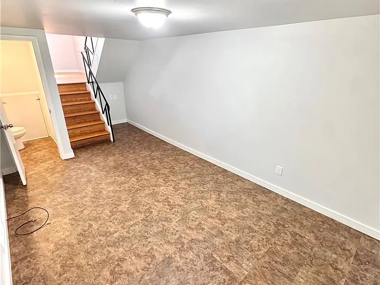 1974 S Idaho St — Photo 18
