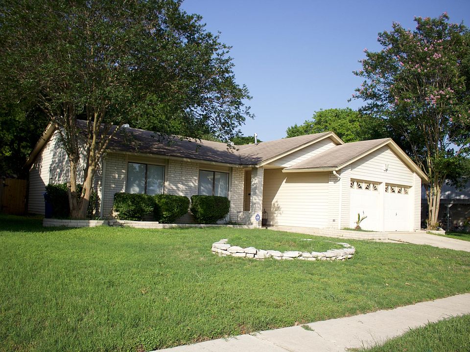 1st image of 14434 Bluewood Dr
