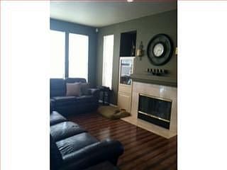 4th image of 1626 Valley Oaks Dr