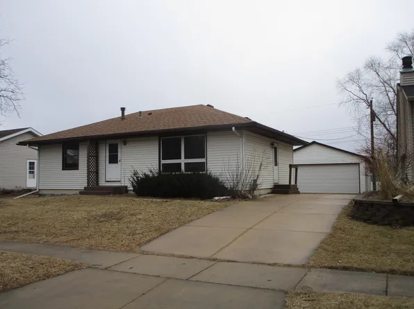1426 5th Ave SW, Rochester, MN 55902