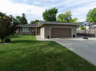 88 29th Ave N, Fargo, ND 58102