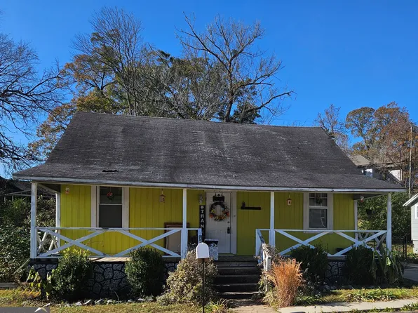 5701 16th Ave, Valley, AL 36854