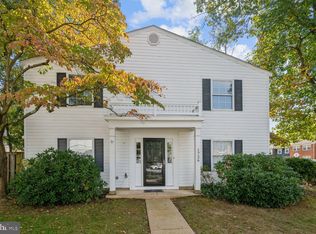 1726 Farmington Ct, Crofton, MD 21114