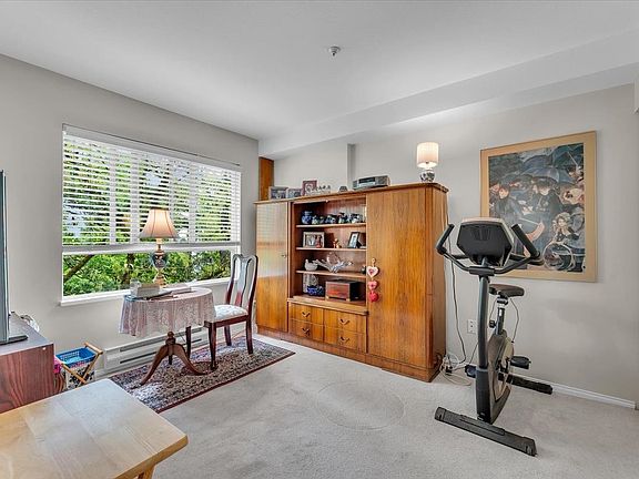 5th image of 128 W 8th St #314