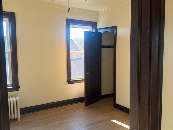 6609 S California Ave