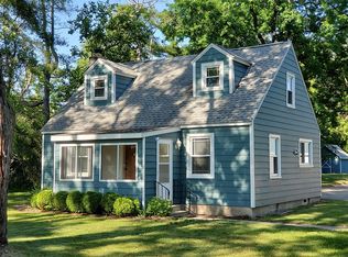 5440 Pine Knob Ln, Clarkston, MI 48346