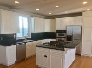 610 Manhattan Beach Blvd, Manhattan Beach, CA 90266