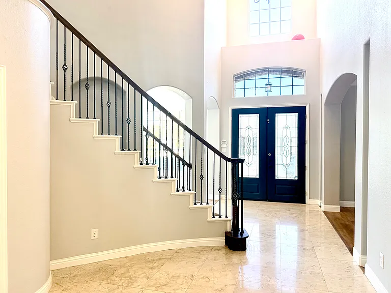 1219 Arbor Park Dr — Photo 3