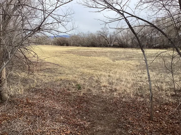 Rainbow Rd, Peralta, NM 87042