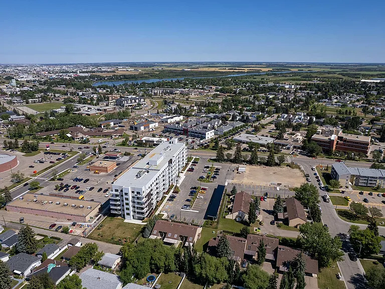 41 Athapaskan Dr — Photo 18