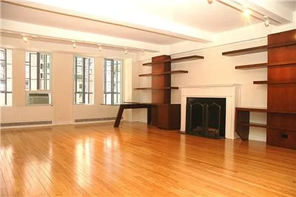 Rented by Barak Realty | media 39