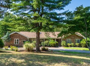 29 Piersons Hill Rd, Randolph, NJ 07869