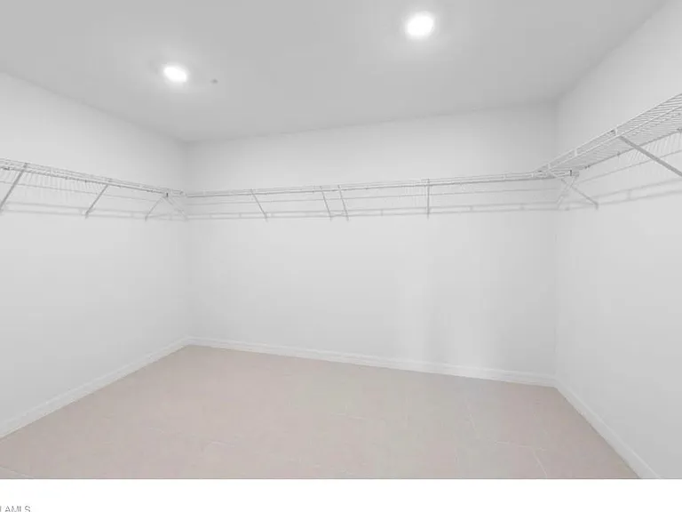 17260 Cantu Ct — Photo 6