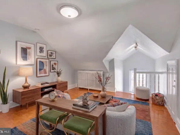 158 Montgomery Ave #3, Bala Cynwyd, PA 19004