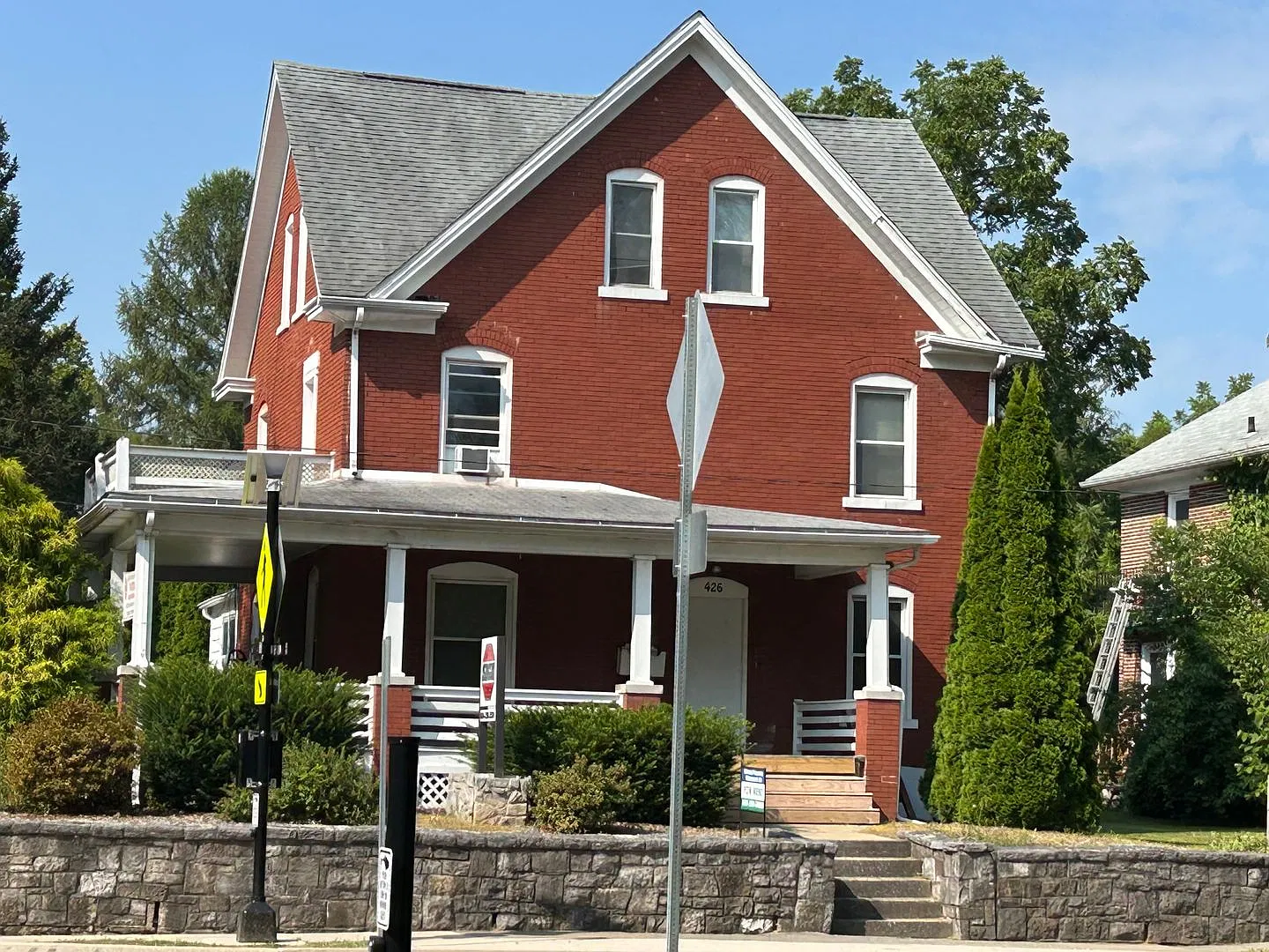 426 S. Atherton St. Upper — Photo 2