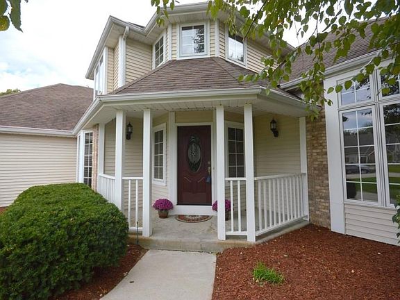 2nd image of 57030 Wedgefield Ct