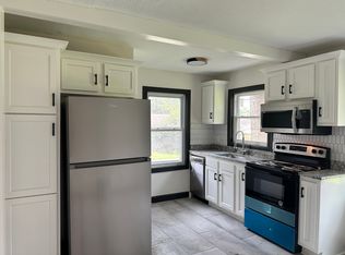 519 E 9th St, Jeffersonville, IN 47130