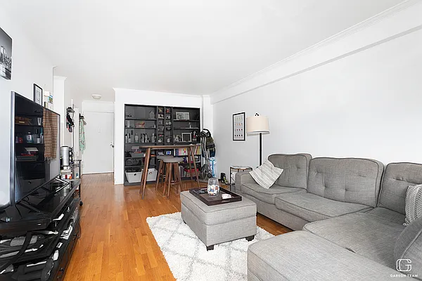 Sold by Compass | media 2