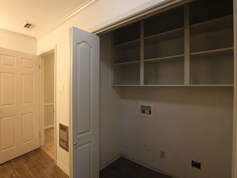 316 Clemson Dr — Photo 17