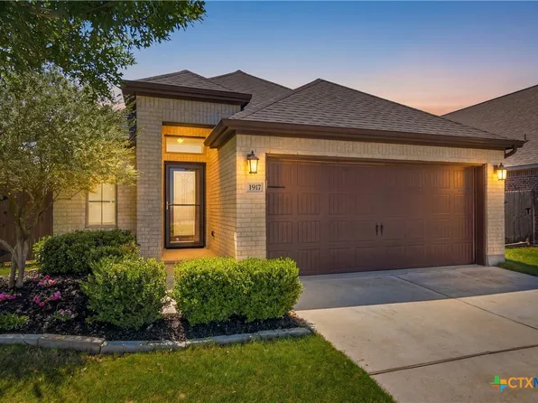 1917 Creek Ridge St, Seguin, TX 78155