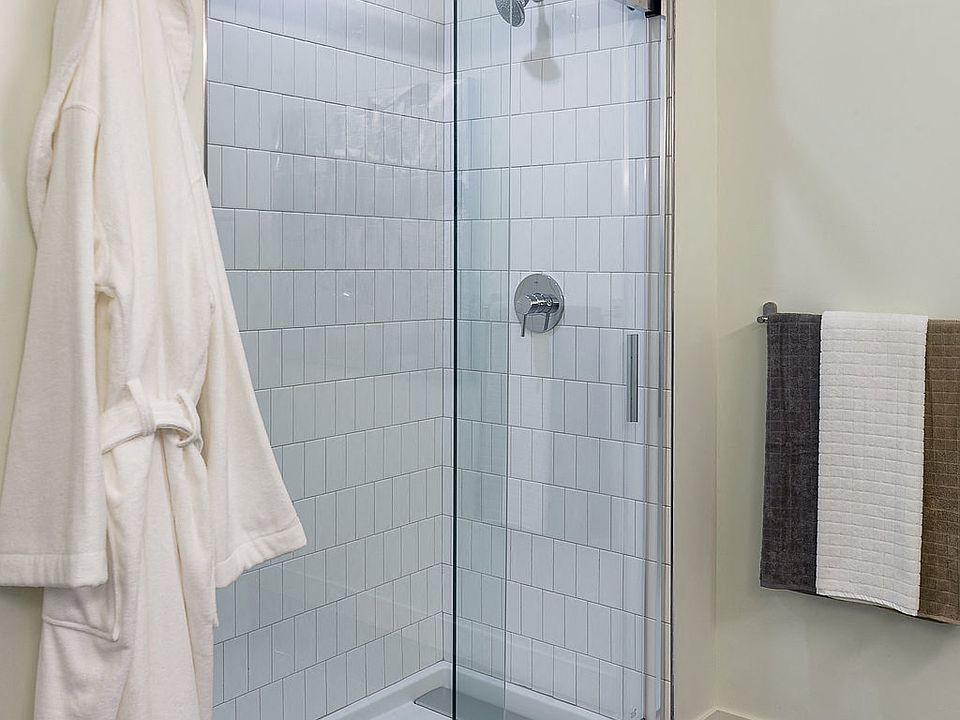 Modern Walk-in Shower