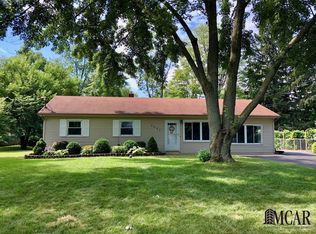 1077 Hackman Dr, Temperance, MI 48182