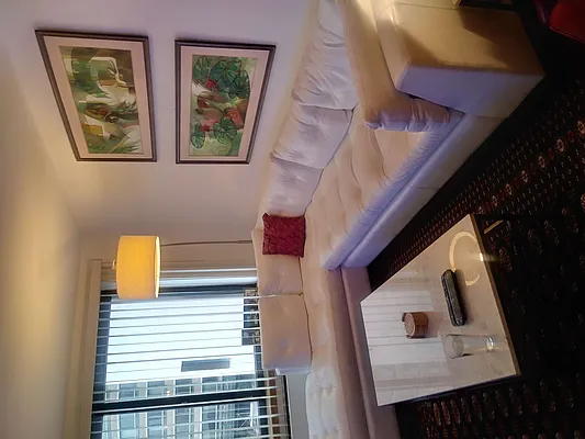 Sold by Luxury Habitat | media 9
