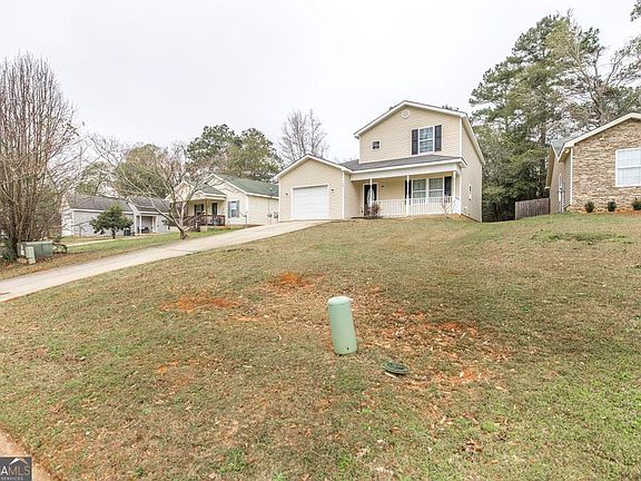 3rd image of 204 Spring Creek Dr