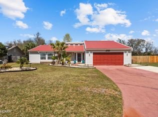 126 Derby Woods Dr, Lynn Haven, FL 32444