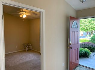 1509 Lienemann Dr, Saint Peters, MO