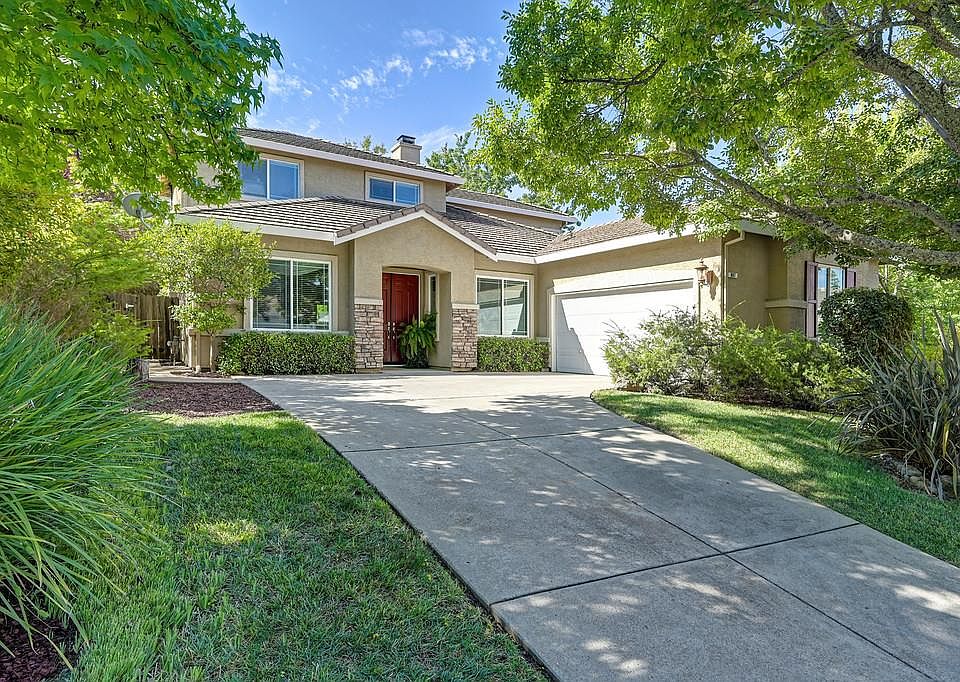 1st image of 897 Palmer Cir