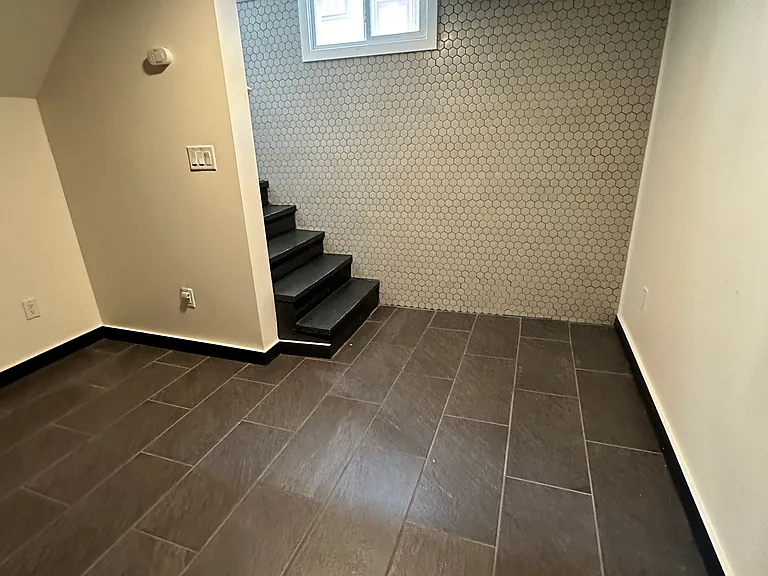 829 Miller Ave #1 — Photo 12