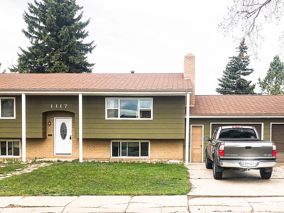 1st image of 1117 Curtis St