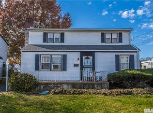 376 Maplegrove Ave, Uniondale, NY 11553