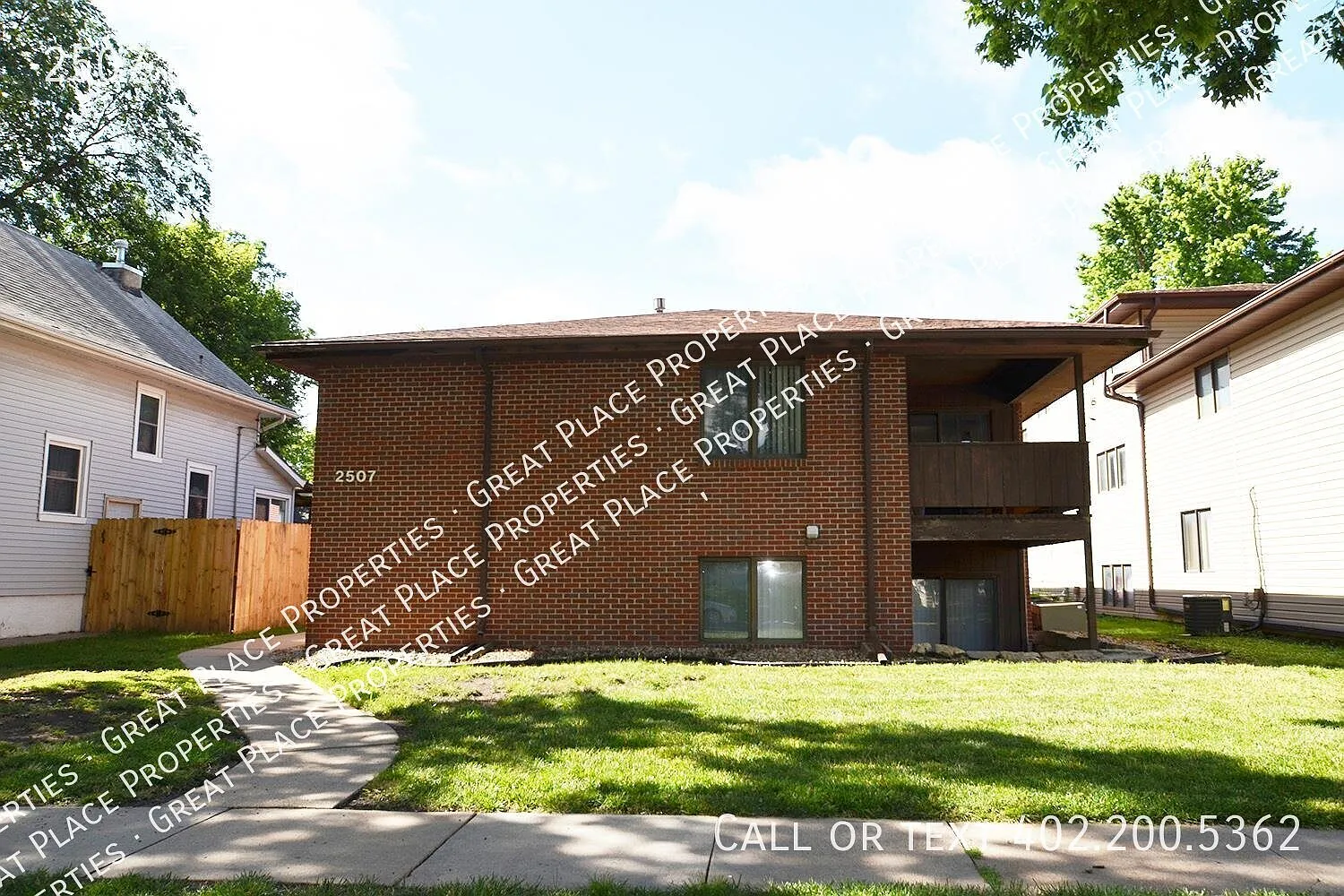 2 bed, 926 sqft, $989 — Photo 3
