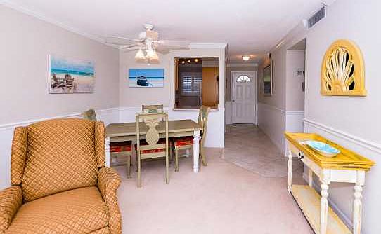 Home For Sale In Colonnades