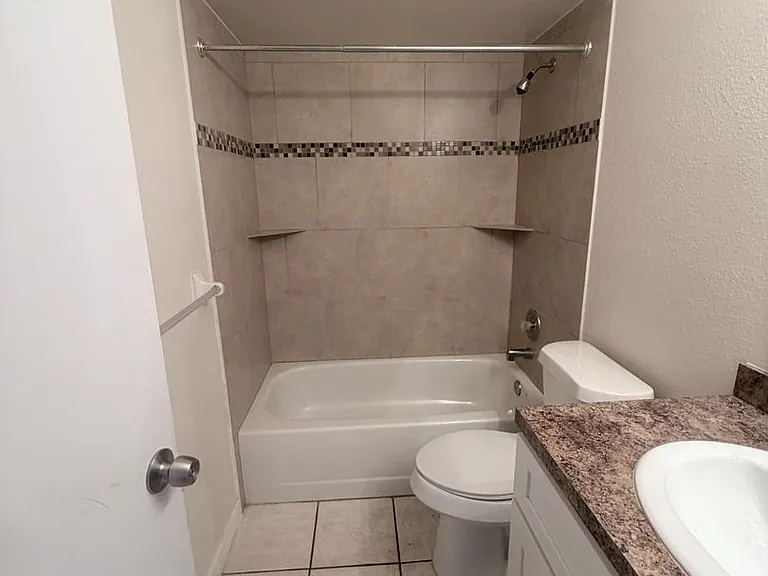 5004 Chiquita Blvd S — Photo 26