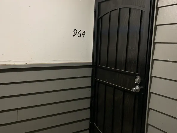 964 NE 90th Ave #964, Portland, OR 97220