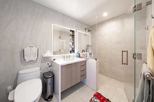 Rented by Acre NY Realty Inc | media 4