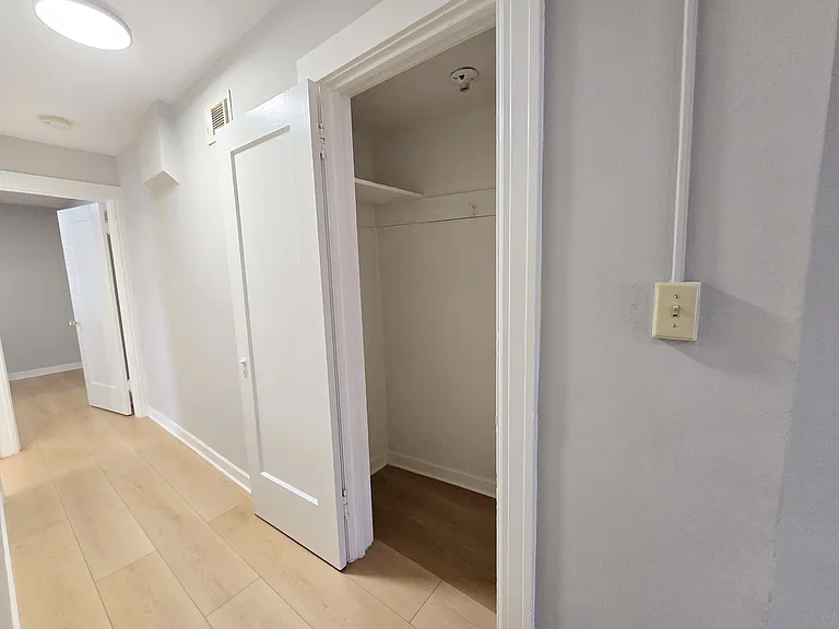 1500 7th Ave #1 — Photo 7