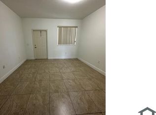18120 NW 59th Ave #206, Hialeah, FL 33015