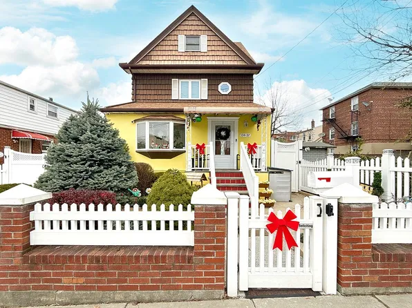 134-37 58th Rd #1, Flushing, NY 11355