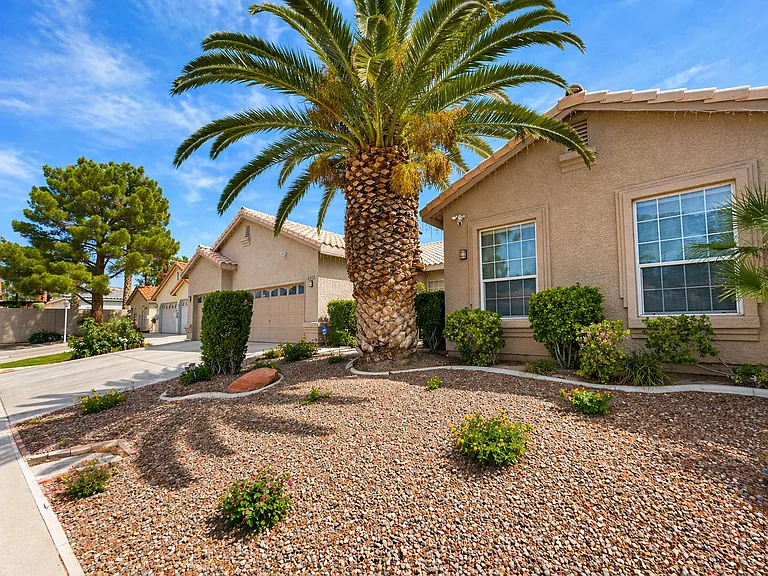 3235 Siboney Villa Cir — Photo 3