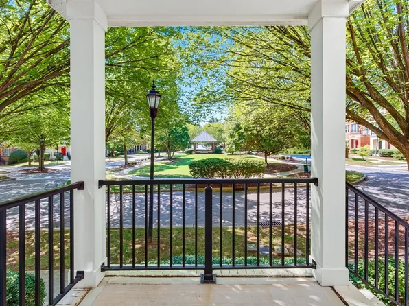 142 Finsbury St, Durham, NC 27703