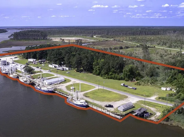 183 Mayo Rd, Hobucken, NC 28537