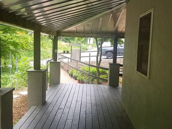 2nd image of 1574 Stouff Rd