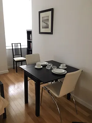 Rented by R New York | media 28