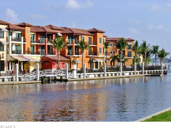 1530 5th Ave S, Naples, FL 34102